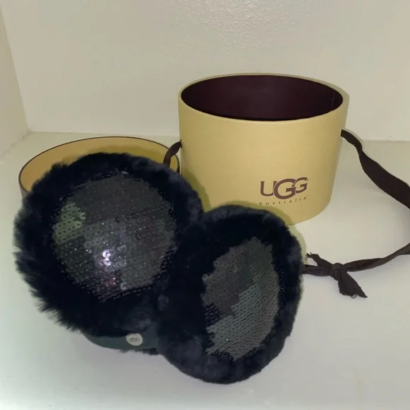 UGG earmuffs - Picture 2 of 3